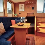 Motor Yacht Amazone Botel *