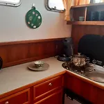Motor Yacht Amazone *