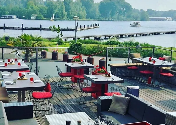 Motor Yacht Amazone Bateau-hôtel