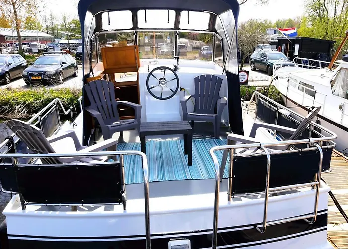 Motor Yacht Amazone Bateau-hôtel