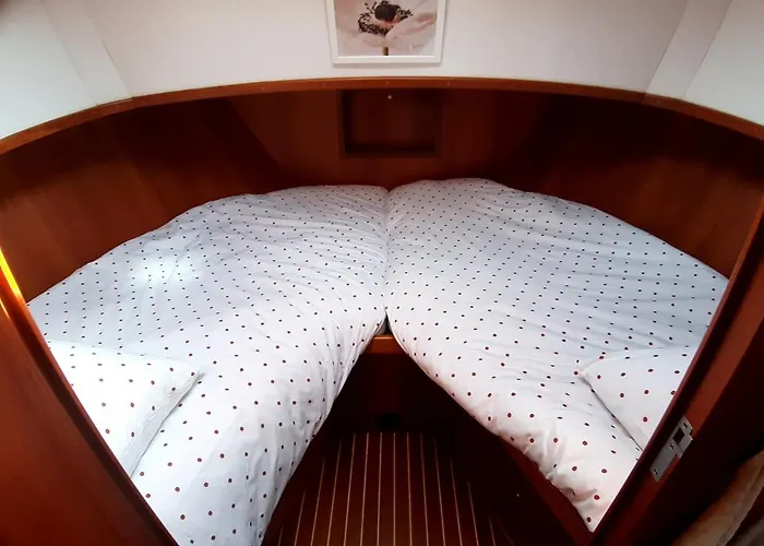 Bateau-hôtel Motor Yacht Amazone Amsterdam